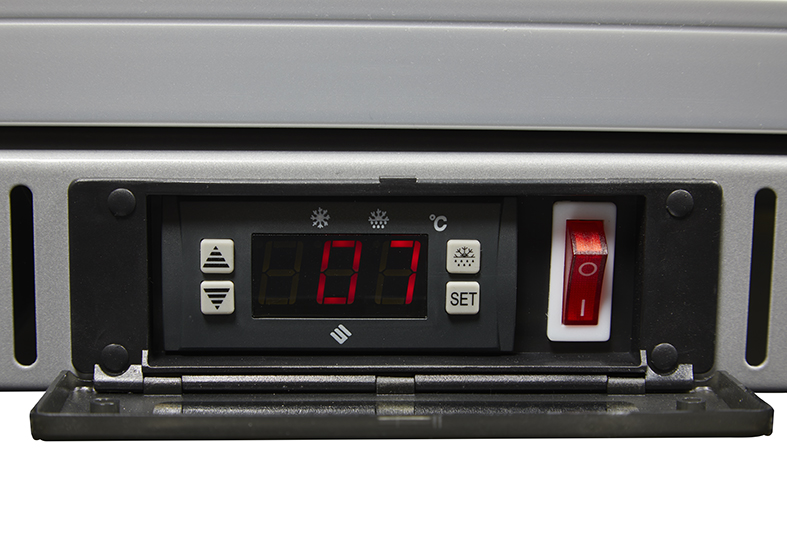 Glass Door Cooler - for installation in counters - silver - GCUC100